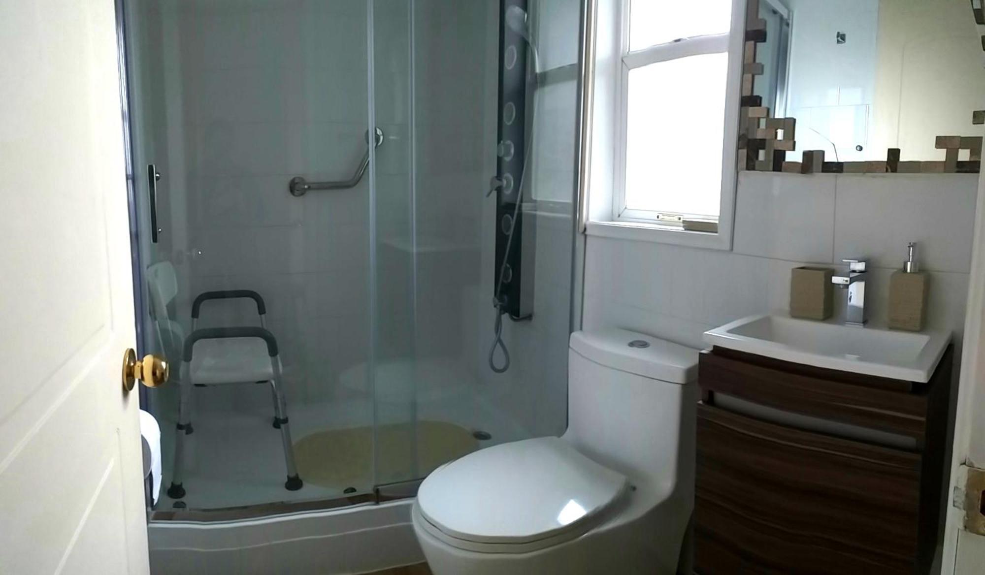 Habitac Privada Bed N Bkf Patagonia Norte - Puerto Varas Homestay - Bnb Plus 객실 사진